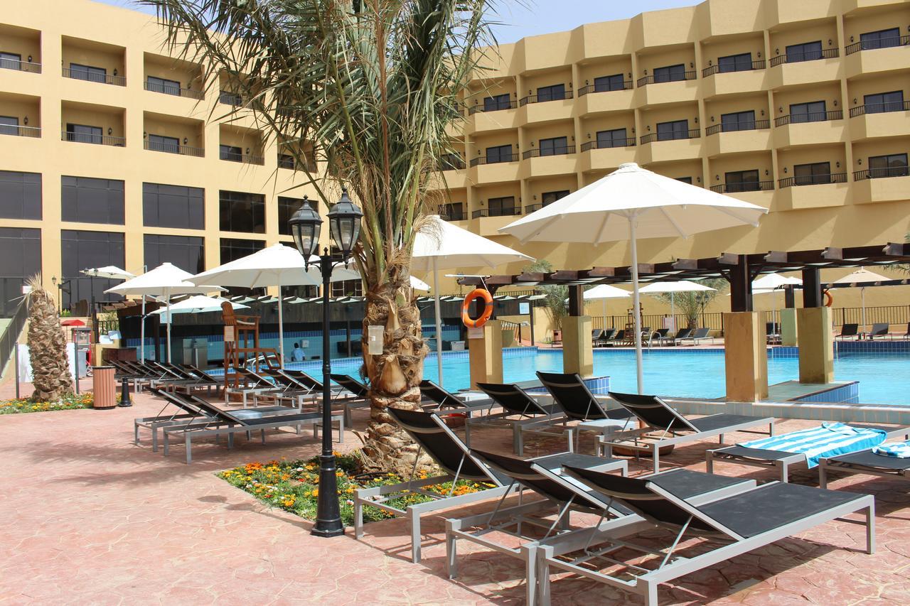Grand East Hotel - Resort & Spa Dead Sea Sweimeh Exteriör bild